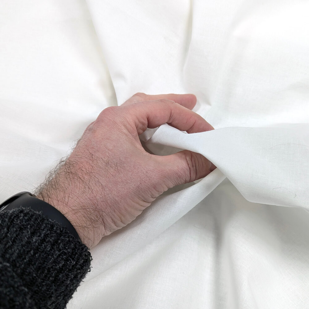 Baumwollstoff etwas steif jedoch weich und gut verarbeitbar