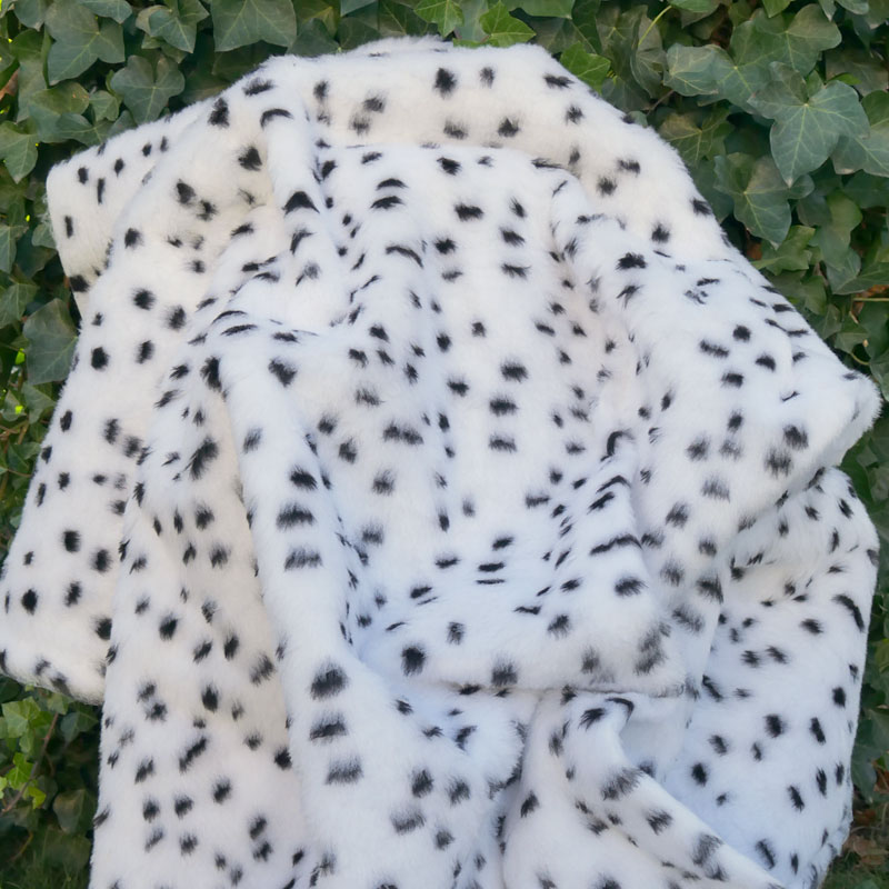 Dalmatiner Hermelin schwarz weiß 8 mm Flor
